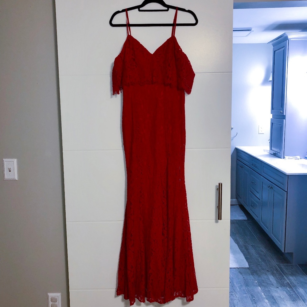 Lulus red lace dress